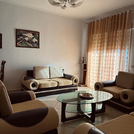 Blehami_Entire_Apartment Berat Luaran gambar